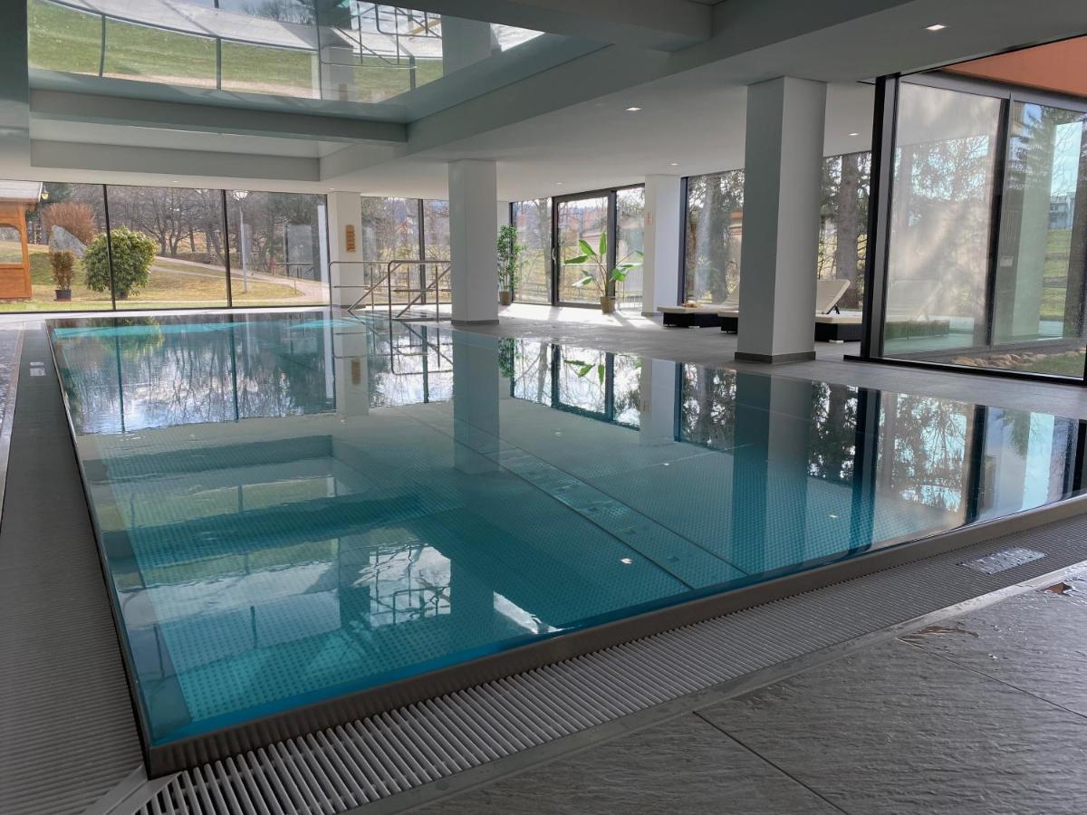 Koenigs Appartement Mit Pool Шлухзее Экстерьер фото